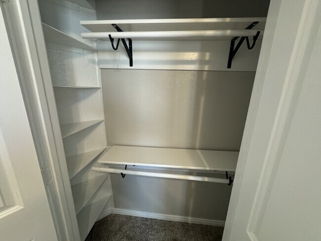 Building Photo - 3-bed 2-bath 2-car garage in Magnolia Spri...