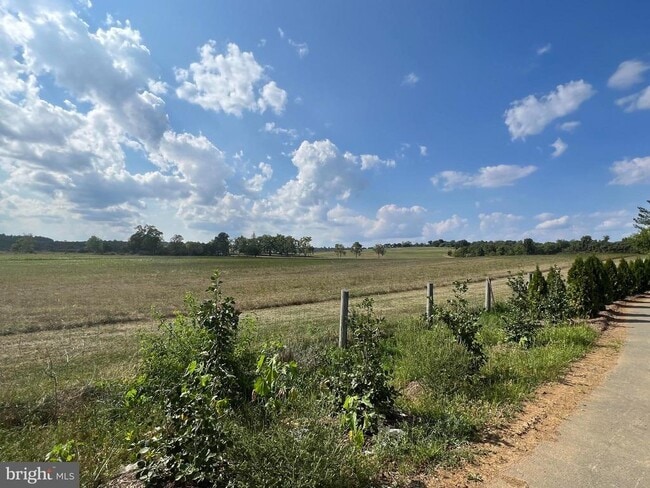 Building Photo - 3141 Eton Pl