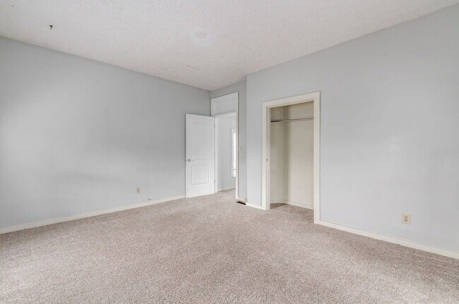 Building Photo - 1518 Worthington St