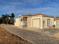Building Photo - 1164 San Vicente Rd