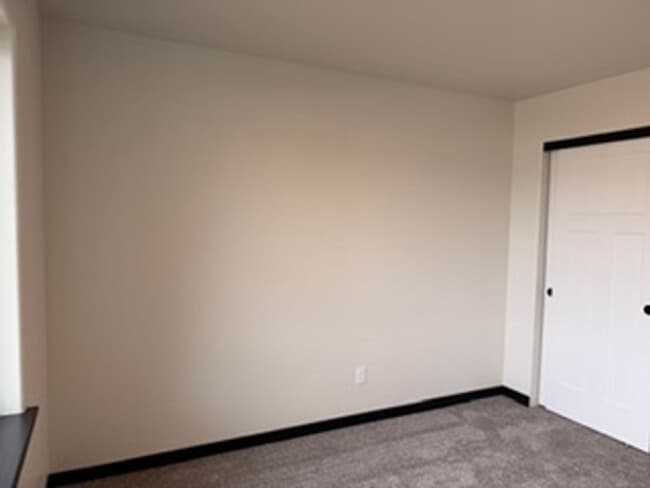Building Photo - 6170 Ballantree Lp