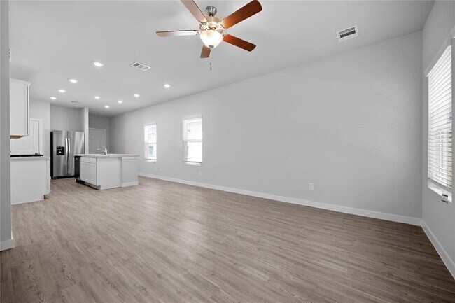 Building Photo - 16886 Pandora Wy