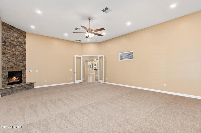 Building Photo - 13930 E Vallejo St