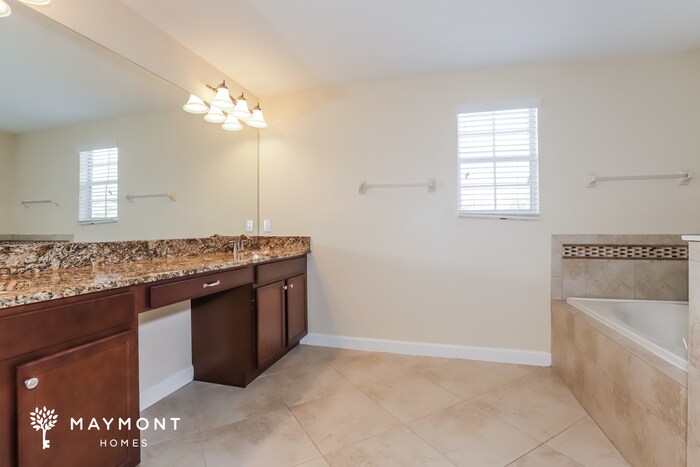 Building Photo - 10707 River Hawk Ln