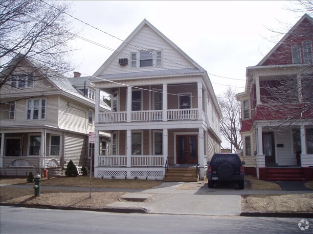 Building Photo - 429 Manning Blvd