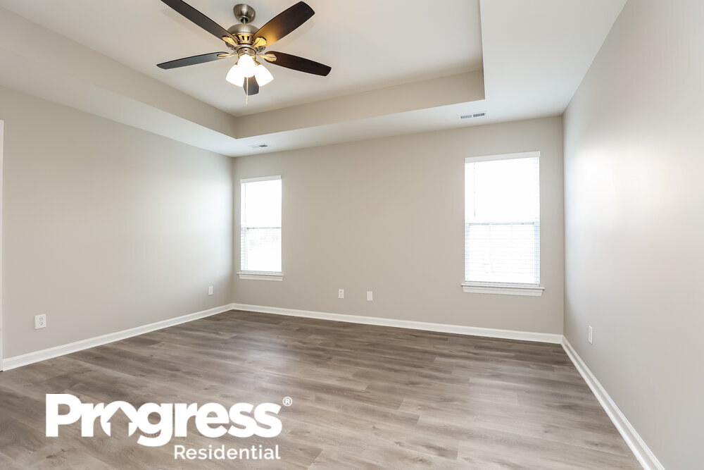 Building Photo - 3411 Belle Chase Dr