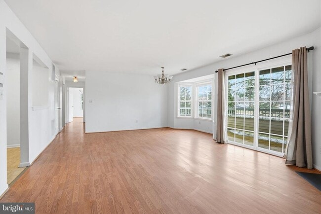 Building Photo - 119 Acadia Ct