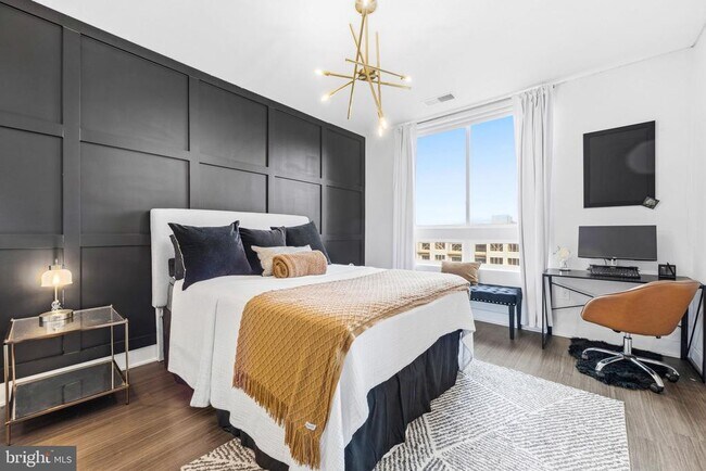 Building Photo - 145 Riverhaven Dr