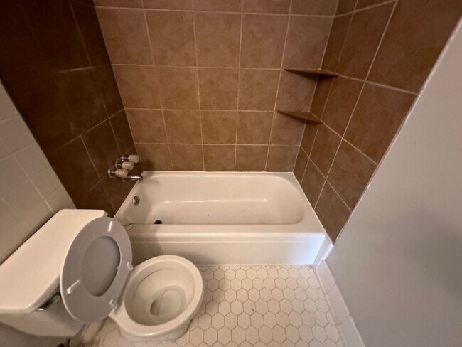 Building Photo - 4212 Cochese Rd