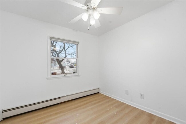 Building Photo - 52 Markham Rd