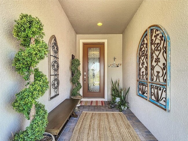 Building Photo - 588 Cantabria Dr