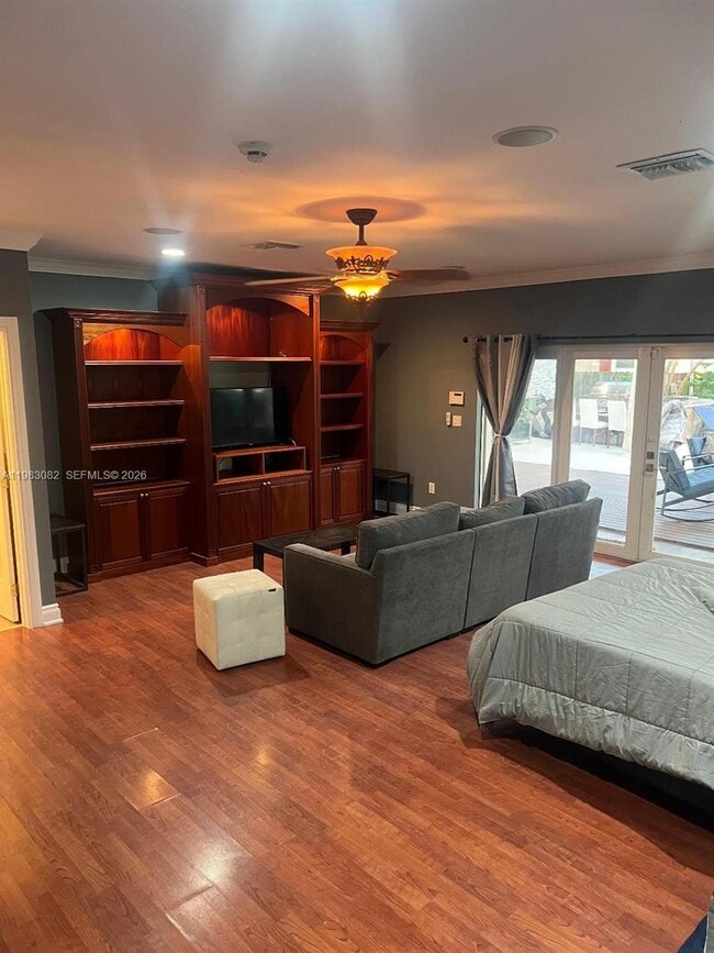 Building Photo - 1430 Polk St