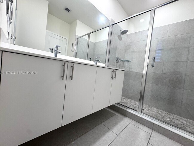 Building Photo - 8118 NW 42nd St