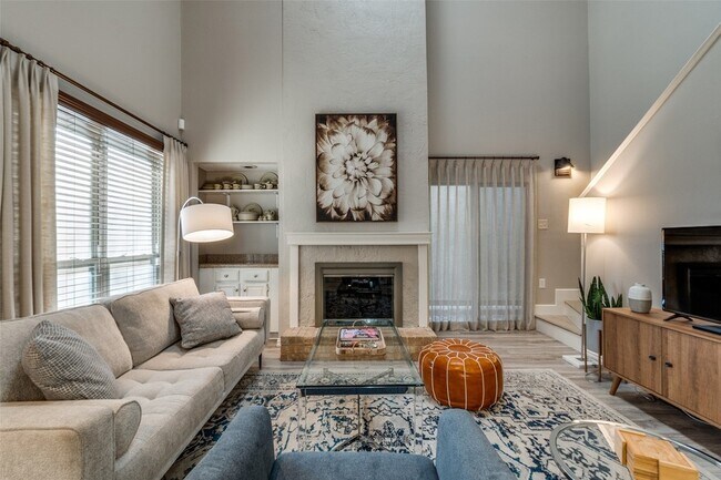 Building Photo - 9602 Baseline Dr