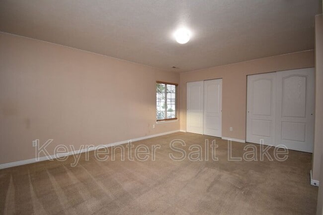 Building Photo - 6762 W Callery Ln