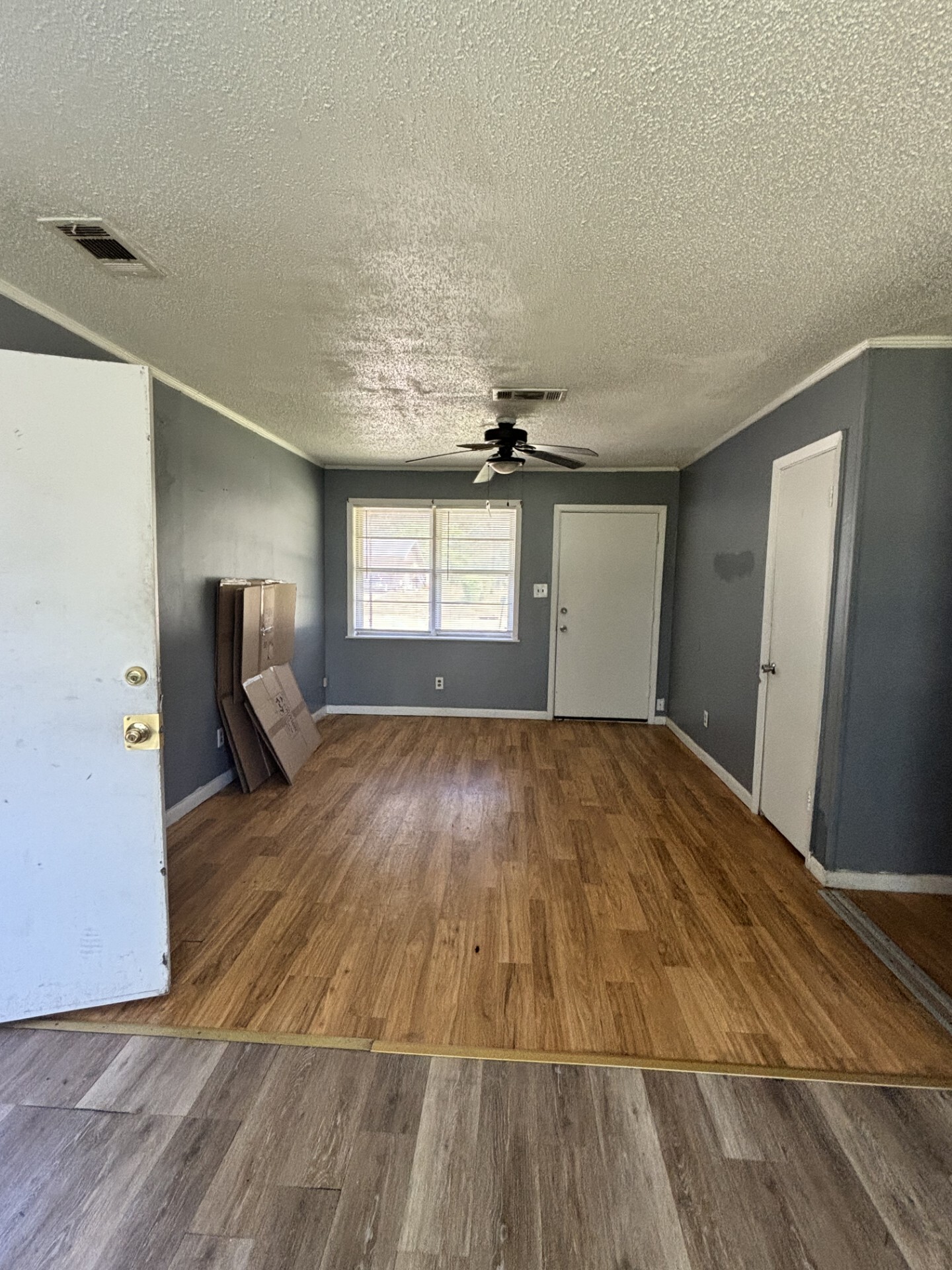 living room - 2954 Beasley Dr