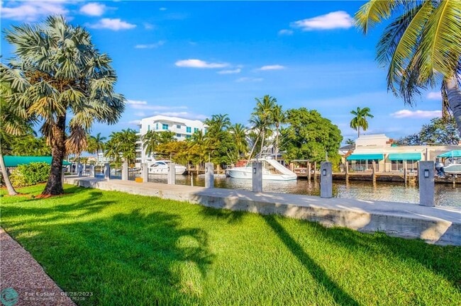 Building Photo - 314 Isle of Capri Dr