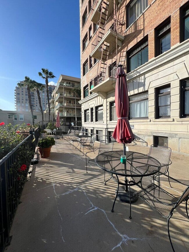 Building Photo - Beachfront Top-Floor 1BR at The St. Regis – Ocean Views + Utilities Included!