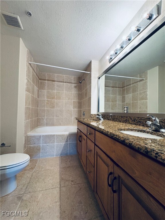 Building Photo - 13100 Bella Casa Cir