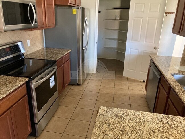 Building Photo - 6109 Malachi Ln