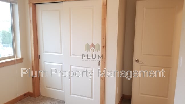 Building Photo - 2319 Aspen Grv Lp