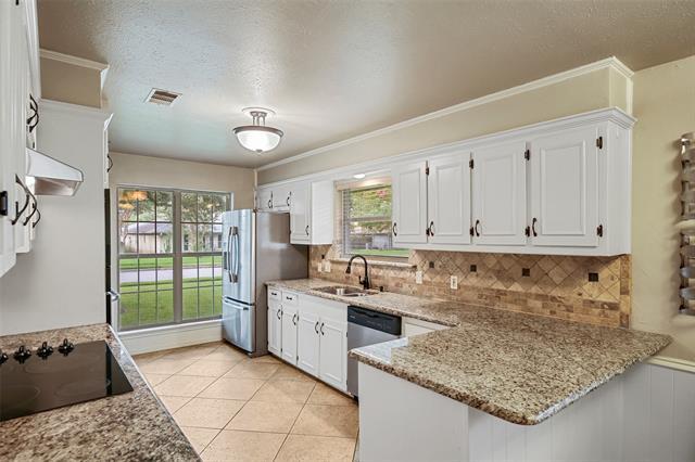 Building Photo - 2509 Westridge Dr
