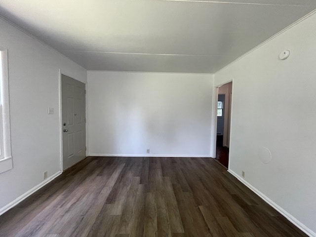 Building Photo - 530 S Kenmore St