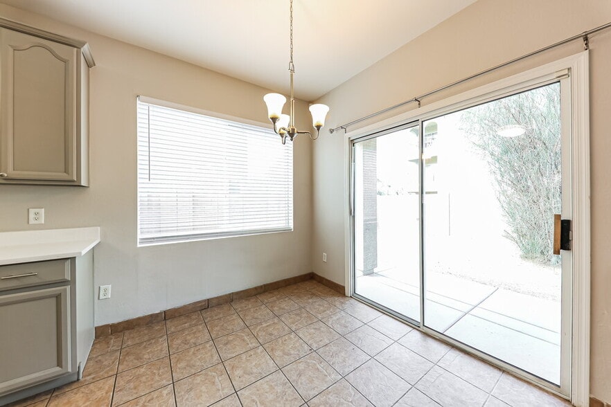 Building Photo - 34806 N 31st Ave