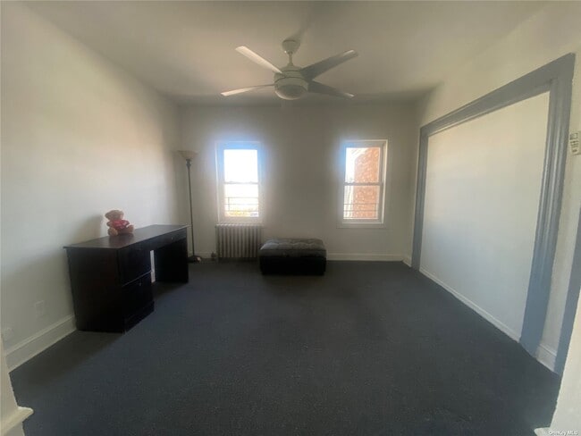 Building Photo - 93-02-93-74 74th Pl