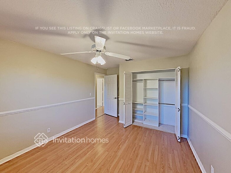 Building Photo - 1961 Primrose Ln