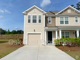 Building Photo - 121 Wild Holly Dr