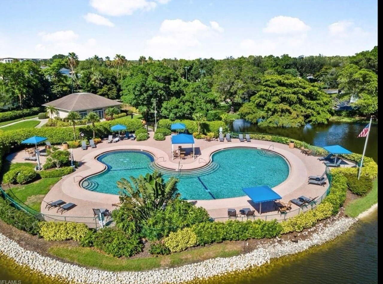 access to beautiful community pool - 6660 Ilex Cir