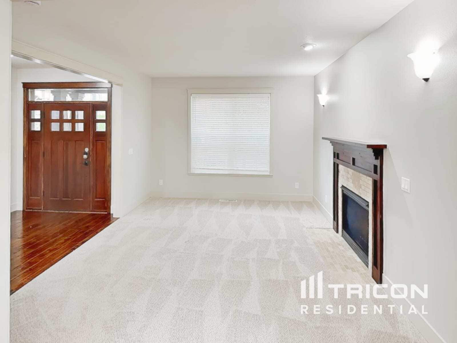 Building Photo - 14718 SE Badger Creek Rd