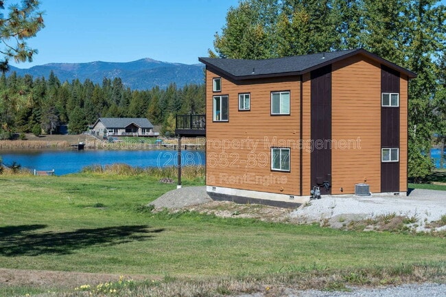 Building Photo - 925 Comeback Bay Ln