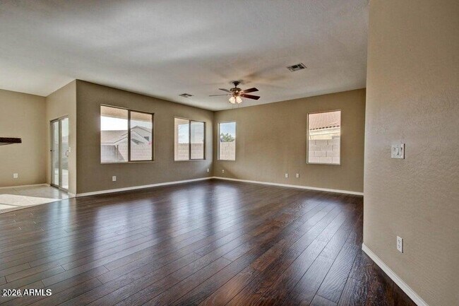 Building Photo - 3860 S Ashley Dr