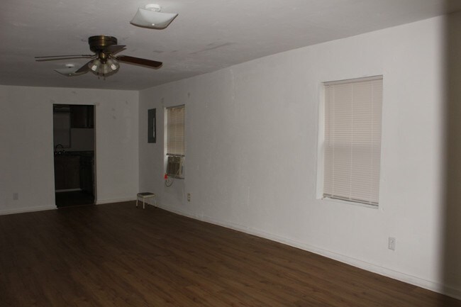 Building Photo - 65 Noble Rd