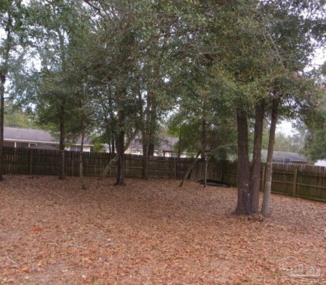 Building Photo - 5491 Chantilly Cir