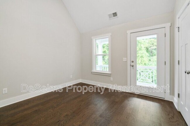 Building Photo - 759 Mill Creek Meadow Dr