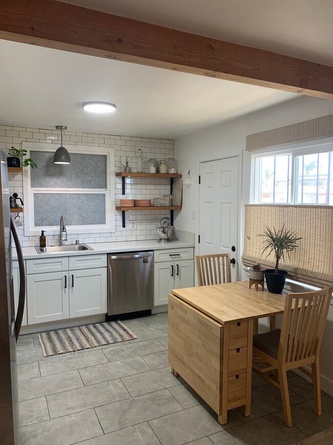 Building Photo - 4201 W 159th St