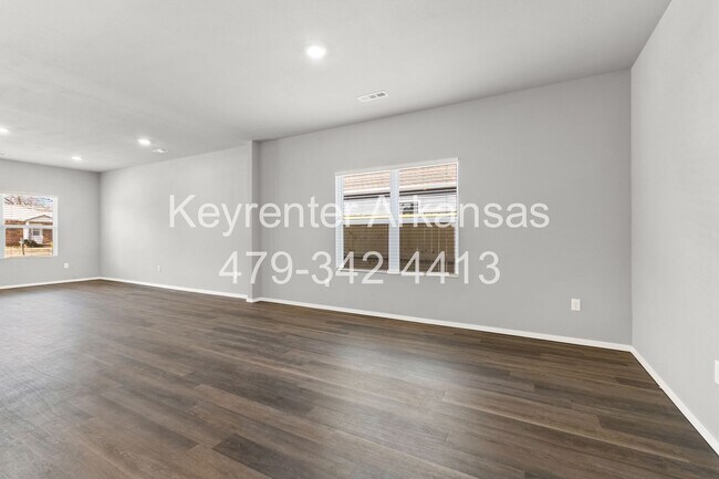 Building Photo - 920 Morningside Dr