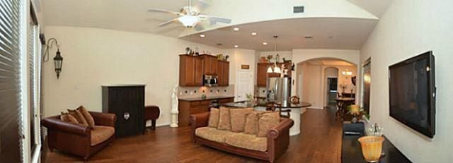 Building Photo - 8700 Iron Horse Dr