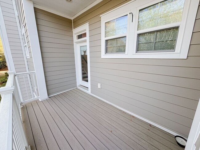 Building Photo - 1028 Bowman Woods Dr