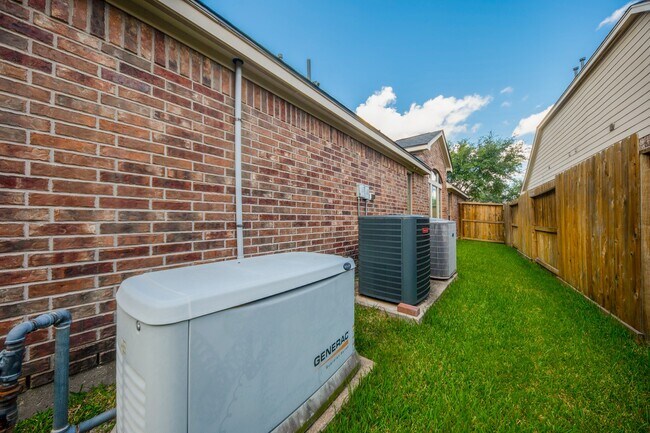 Building Photo - 27907 Brandy Creek Lane