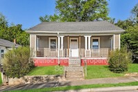 Building Photo - 860 Camel Ave