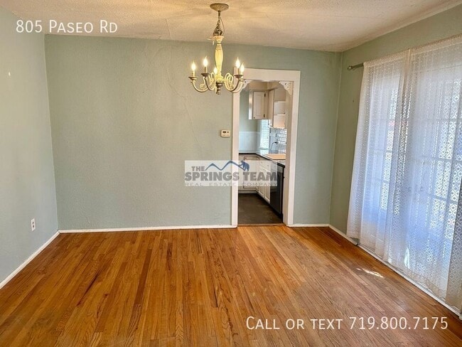 Building Photo - 805 Paseo Rd