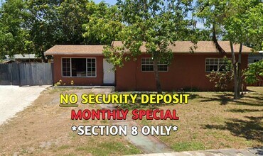 Building Photo - Nice 4-2 House with Central AC & Backyard