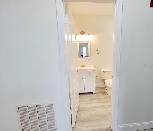 Building Photo - 12024 Villanova Dr