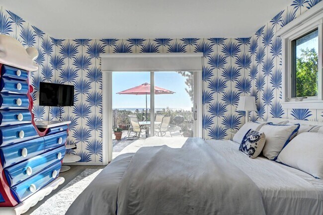 Building Photo - 323 Marine Blvd