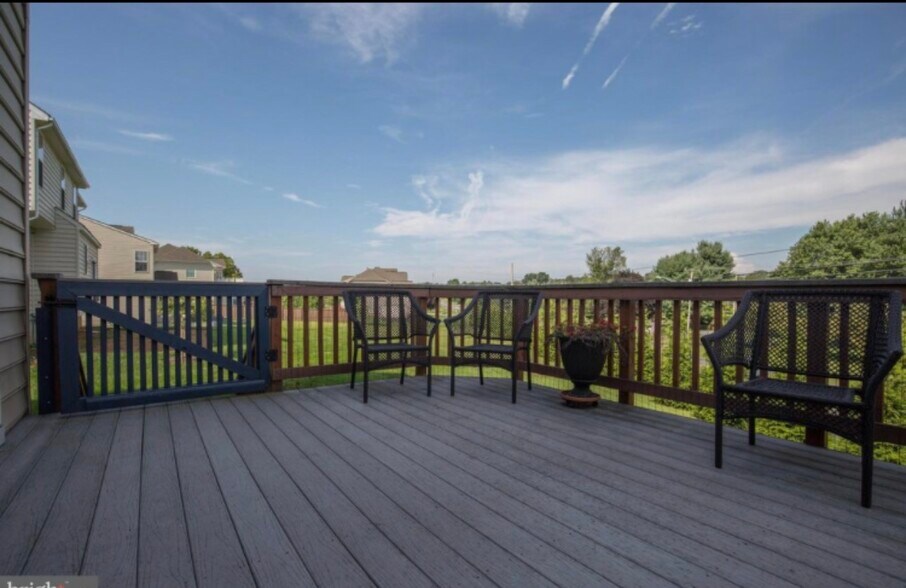 Building Photo - 2801 Ridgetop Ct