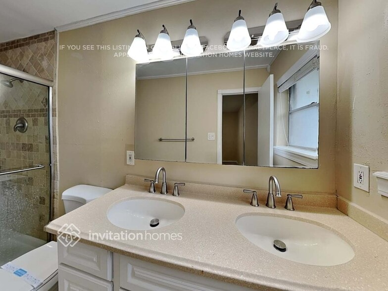 Building Photo - 1506 Seagate Ln